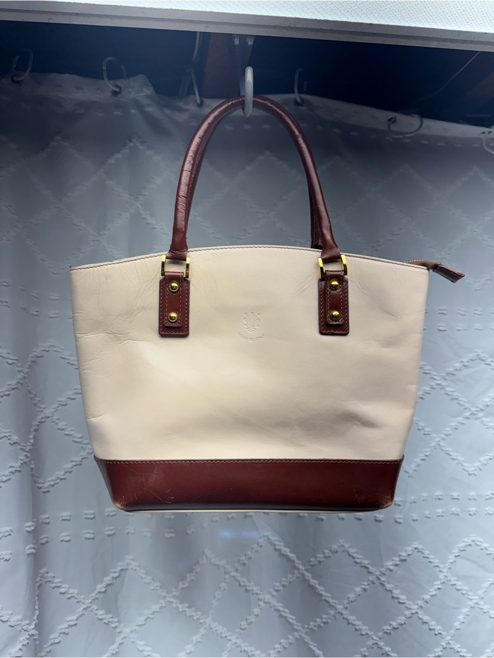 Vera Pelle Two-Tone Leather
Top Handle Tote Bag